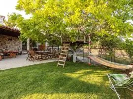 Petalidi Stone House with garden near the beach