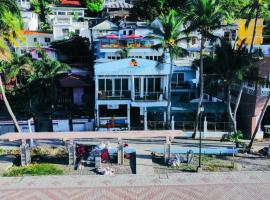 Montani Beach Resort Puerto Galera powered by Cocotel, отель в Пуэрто-Галера