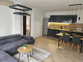 Eve Santa Marina Apartments - sea, pools, relax – hotel w mieście Sozopol