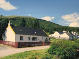 Cosy Highland Cottage Tyndrum centrally located, hotel i Tyndrum