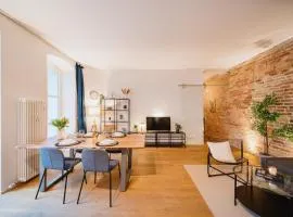 Urban Retreat - City Center Apartment in central Berlin BY HOMELY