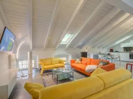 Loft & Jacuzzi - Happy Rentals