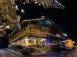 Fuchswirt Kelchsau Landgasthof-Hotel, hotel i Hopfgarten im Brixental