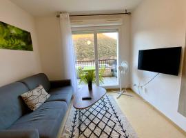 Les Naïades G36 - 2 bedrooms for 5 people !, hotel v destinaci Avène