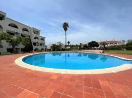 Albufeira Twins 3 With Pool by Homing