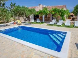 Amazing Home In Novalja