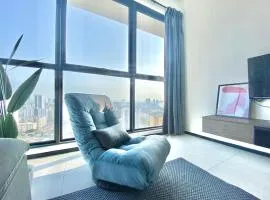 Urban Suites #High floor view #Infinity Pool #Georgetown #4pax #2BR 2bath #2 Queen #Quality well maintained #Private host