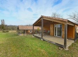 2 Bedroom Stunning Home In Barjac、バルジャックのホテル