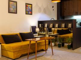 9th and 6th floor Stylish apartments with MountainVista, hotel v destinaci Biškek