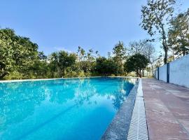 The White Oak Corbett Spa & Resort: Ramnagar şehrinde bir tatil köyü