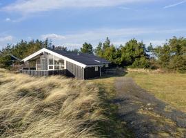 Amazing Home In Hirtshals With Sauna, villa in Hirtshals