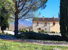 Tenuta Le Garzaie - Villa Furlo โรงแรมในFermignano