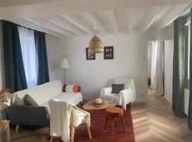 YVECRIQUE - Maison avec Jardin tout confort 2 à 6 pers – tani hotel w mieście Vibeuf