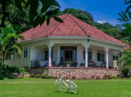 The Greenleaf Luxury BnB -Lubowa, holiday home in Kampala