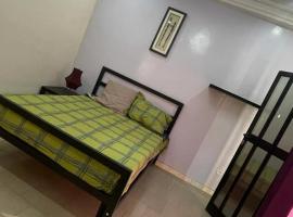 Grand yoff 1, apartment in Ziguinchor