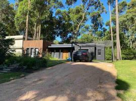 Excelente Casa en Solanas Design Village: Punta del Este'de bir otel