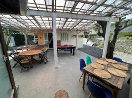 Pousada Vale Beach, khách sạn khoang ngủ ở Itajaí