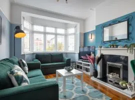 Welcome to Northview House Stylish 4 Bedroom Home in Southend by Jesswood Properties Contractors Corporates Relocation Stays Long Stays Welcome