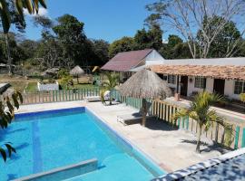 Casa Pueblo Ocú、El Hatilloのホテル