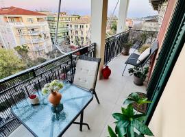 Elli & Klairi Apartment、Agios Rokkosのアパートメント
