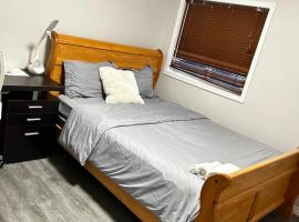 Cozy room D, homestay di Kitchener