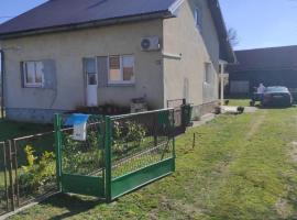 Holiday house with a parking space ski Brijeg, Karlovac - 21890: Tušilović şehrinde bir otel