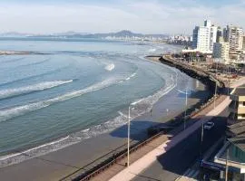 Cobertura frente mar próximo do Beto Carreiro