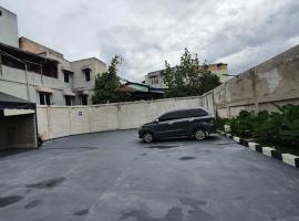 Cut Nyak Dien Guest House, hotel en Lampung