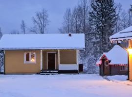 4 person holiday home in LJUSDAL, hotelli kohteessa Ljusdal