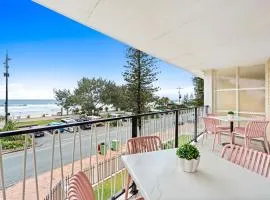 Family 2 & 3 Bedroom Apartment in Surfers Paradise - Driftwood - Privately Managed
