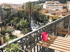 Charming Studio In The Heart Of Menton โรงแรมในม็องตง