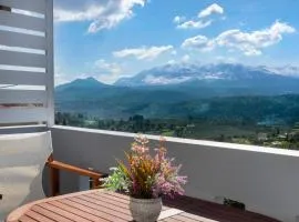 Glikanisos House Nipos - ideal for hikers and families 2bd, 6pl 10min to beach