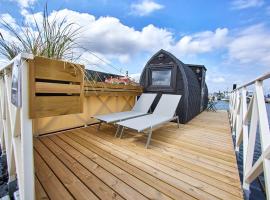 Boathouses - Overnat på vandet ved Limfjorden, ubytování na lodi v destinaci Vinderup
