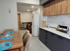 Qitesa's apartment in Mtskheta, kuća za odmor ili apartman u gradu 'Mcheta'