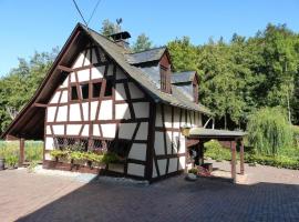 Ausserhalb2 - Gästehaus Alte Scheune, hotel in Weisel