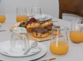 Alexas country house