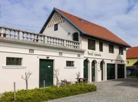 Hostel Gabronka