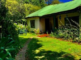 Back o' the Moon Holiday cottage, country house in Hogsback