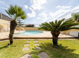 HOLIDAYS ALBA, hotel con piscina en Catania