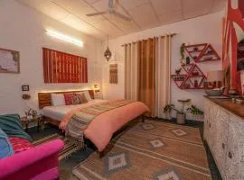 The Autumn Home - Cafe & Homestay