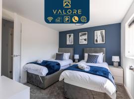 Cosy 5 bedroom house - Central By Valore Property Services, hotel with parking in Loughton