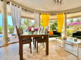 Luxury Stay Pool Villa am Meer, hotel in Saly Portudal