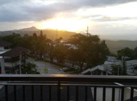 Casa de Guapo - AYALA Serin East Taal View Condo, bed and breakfast en Tagaytay