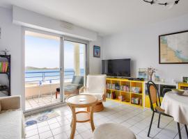 Vue mer à 50m plage - Appartement pour 4, Hotel in Erquy