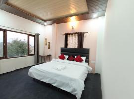 Himalayan rays stays: Kanatal şehrinde bir otel