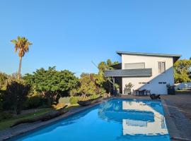 116m² SeaView TopLuxury Apart, Bay & Mountain View, hotell i Somerset West
