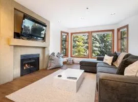 Beautiful and Spacious 2Br Condo by Harmony Whistler