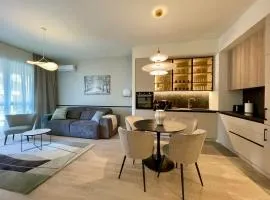 Aglaya 3 - Luxury 2BR Apartment