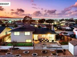 Large Monterey Bay House close to Aquarium, Golf