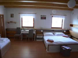 Penzion Borlitz, Hotel in Pohořelice